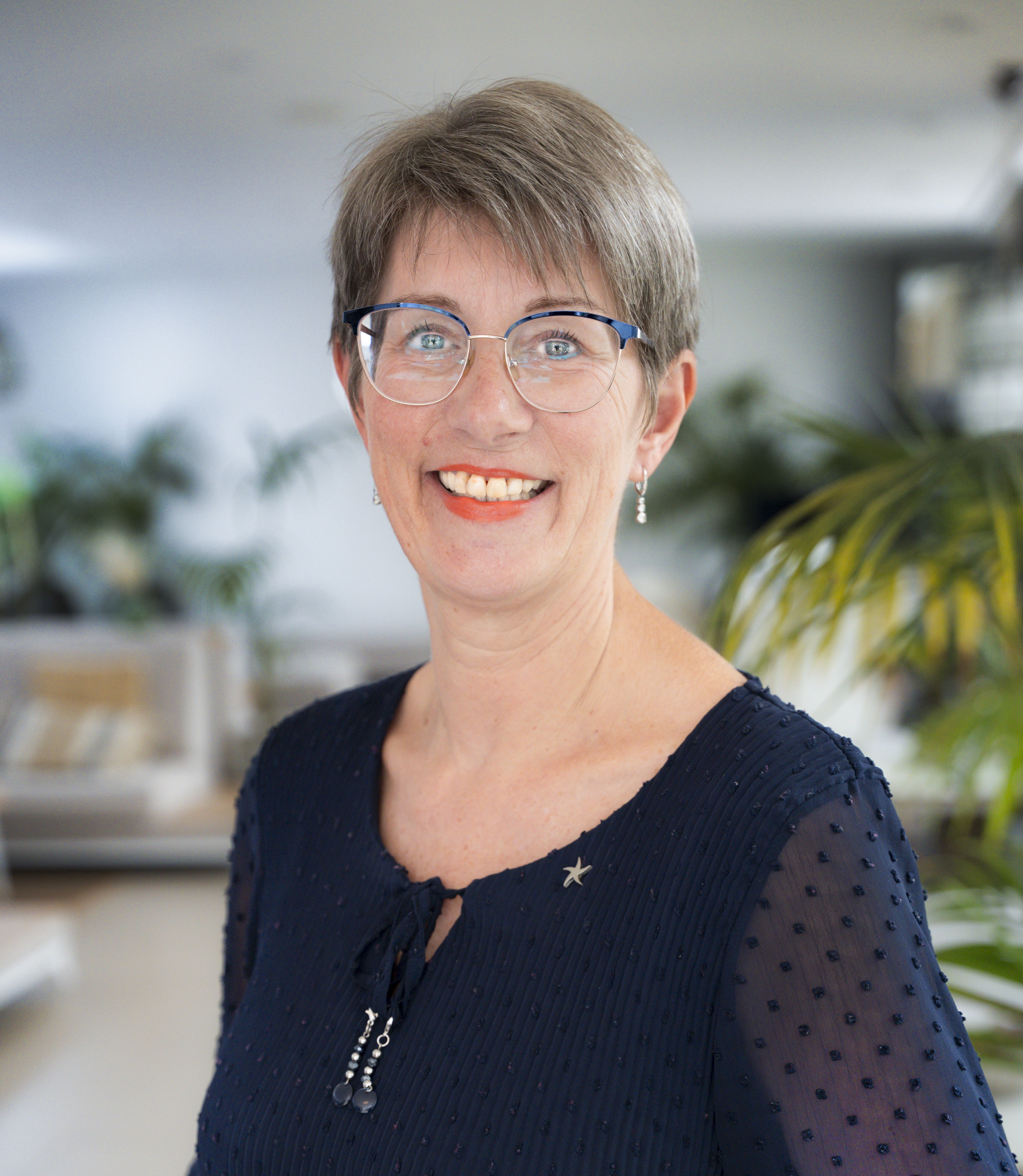 Angela Distler